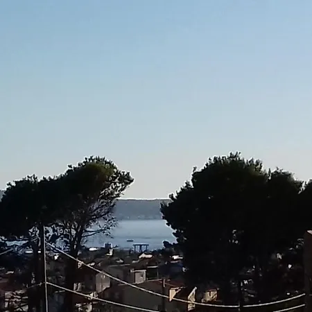 Marin *